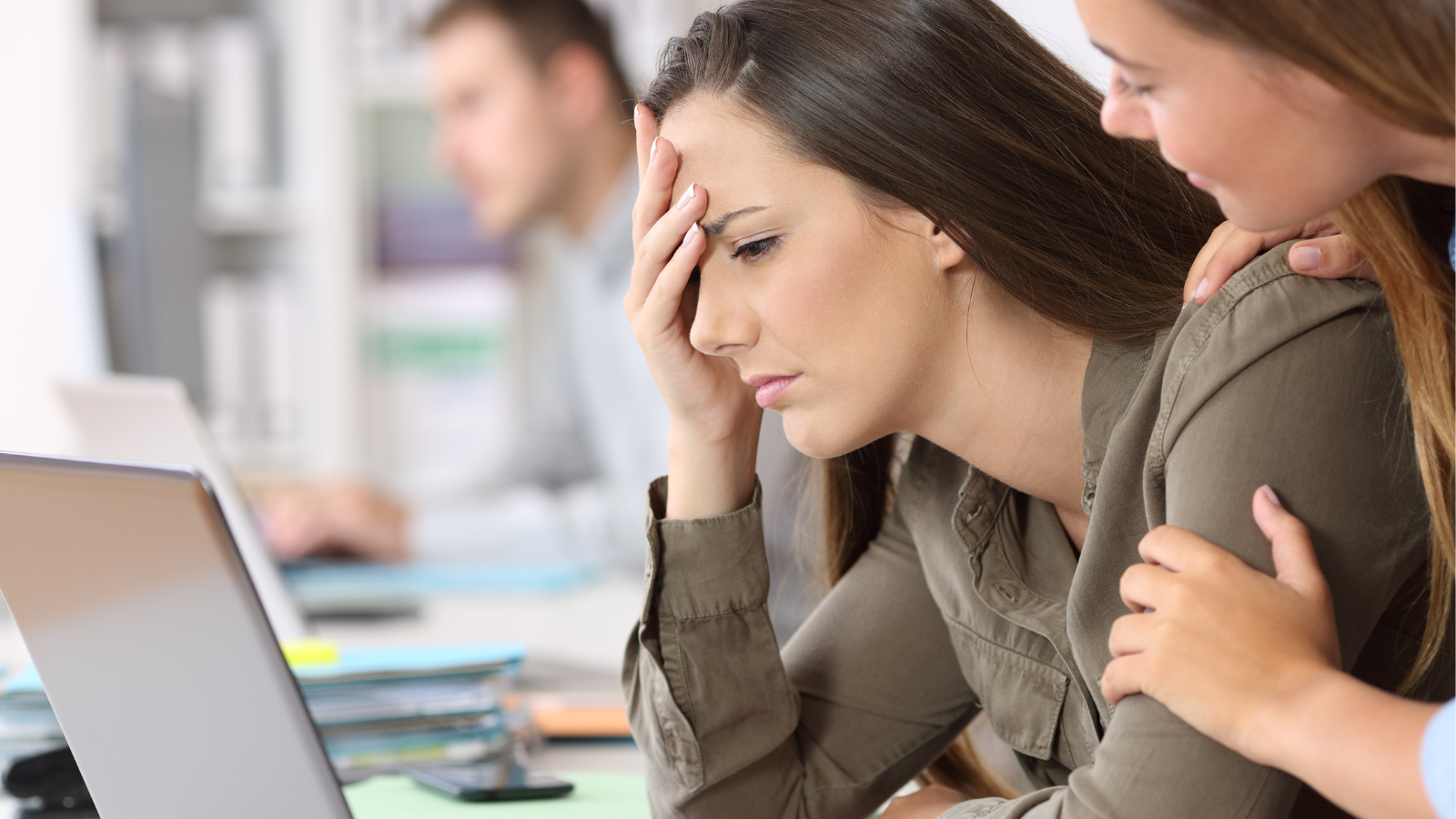 How to Spot Disengaged Employees and Turn Them Around